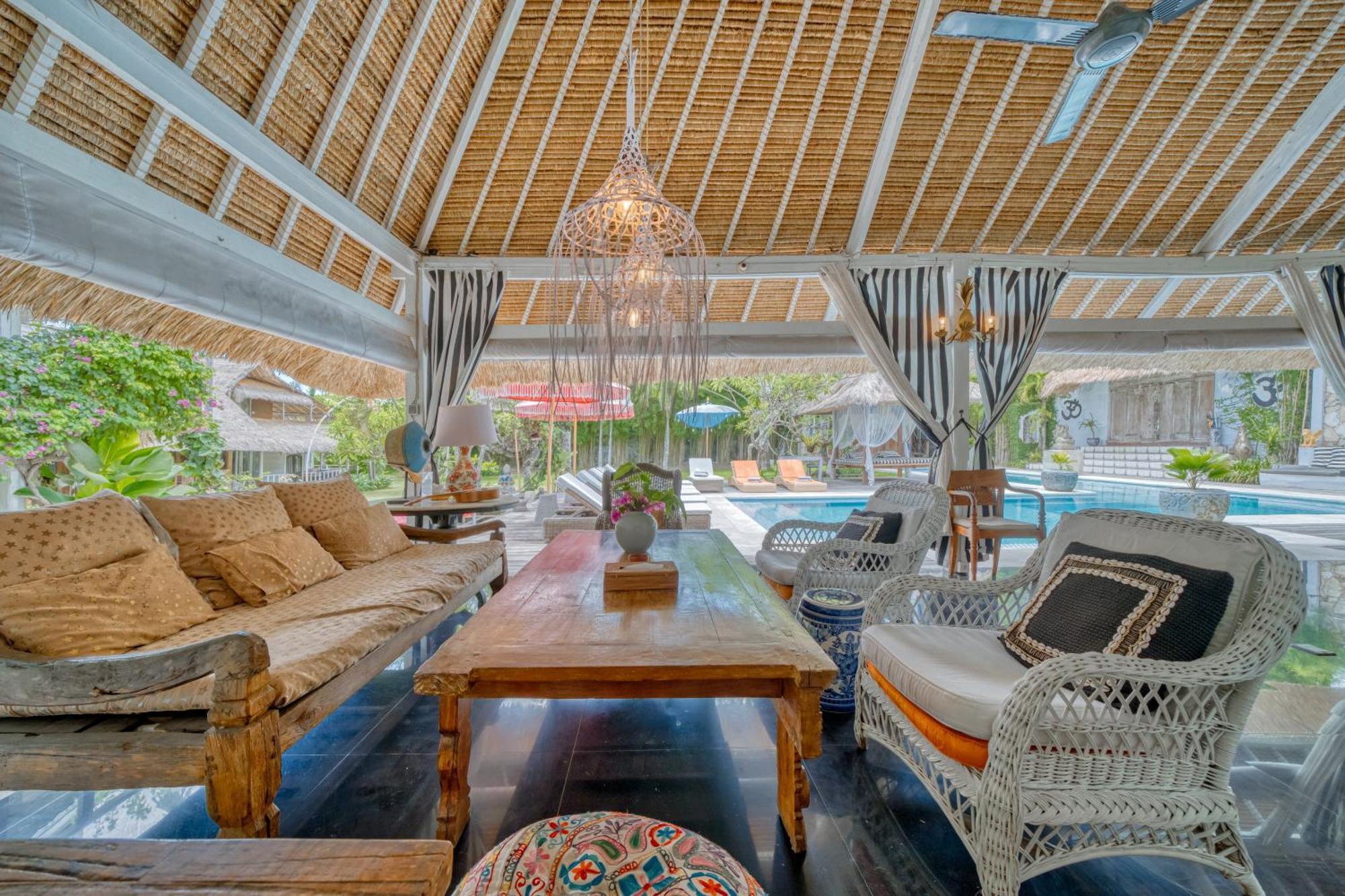 Villa Kalis, 10 Bedroom Family And Group Villa Seminyak Esterno foto
