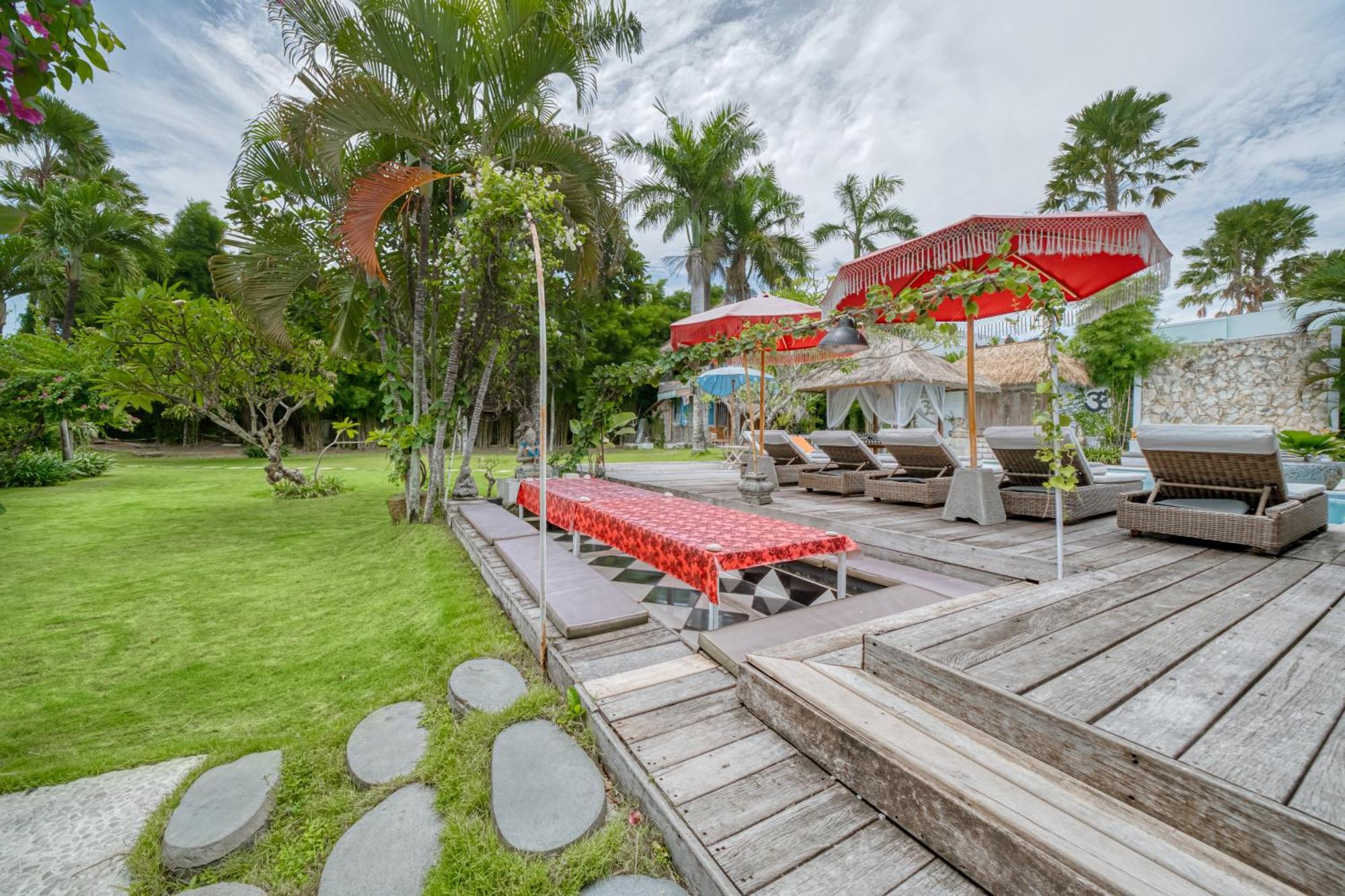 Villa Kalis, 10 Bedroom Family And Group Villa Seminyak Esterno foto