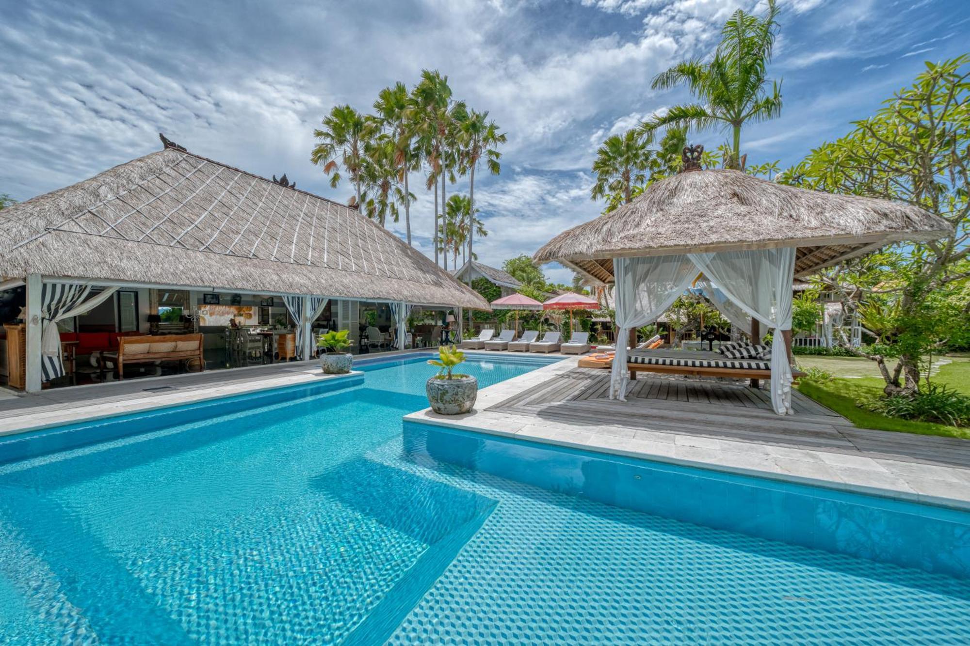 Villa Kalis, 10 Bedroom Family And Group Villa Seminyak Esterno foto