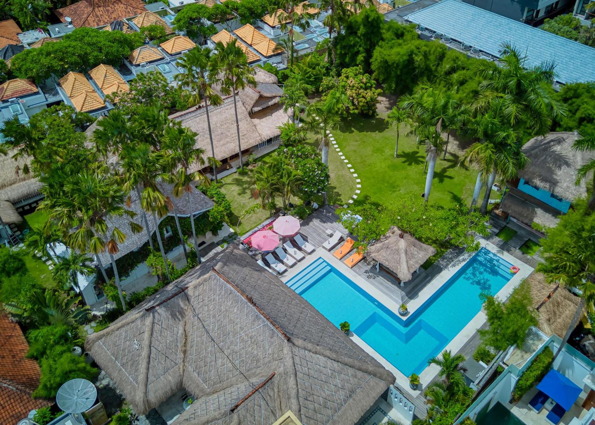 Villa Kalis, 10 Bedroom Family And Group Villa Seminyak Esterno foto